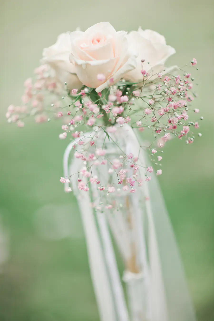 Small wedding flower and veil