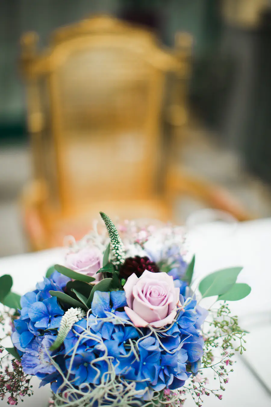 Flower decor on weddng table.