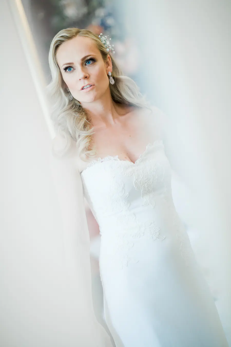 A beautiful bride ready for wedding ceremony. Art wedding photography Slovakia. Marek and Klára